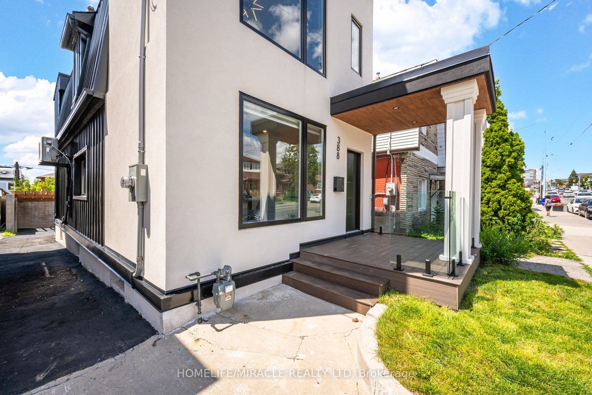 388 Oakwood Avenue, Toronto